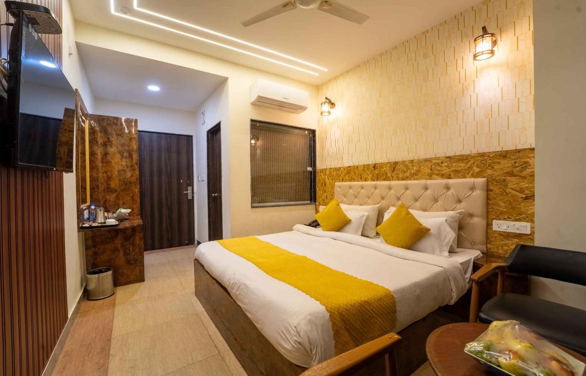 เดอะ รอยัล พาราไดซ์ รีสอร์ต แอนด์ ซอลต์ ยาร์ด Hotel อัจเมอร์ ภายนอก รูปภาพ