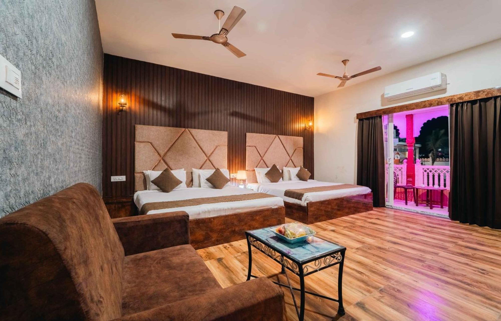 เดอะ รอยัล พาราไดซ์ รีสอร์ต แอนด์ ซอลต์ ยาร์ด Hotel อัจเมอร์ ภายนอก รูปภาพ