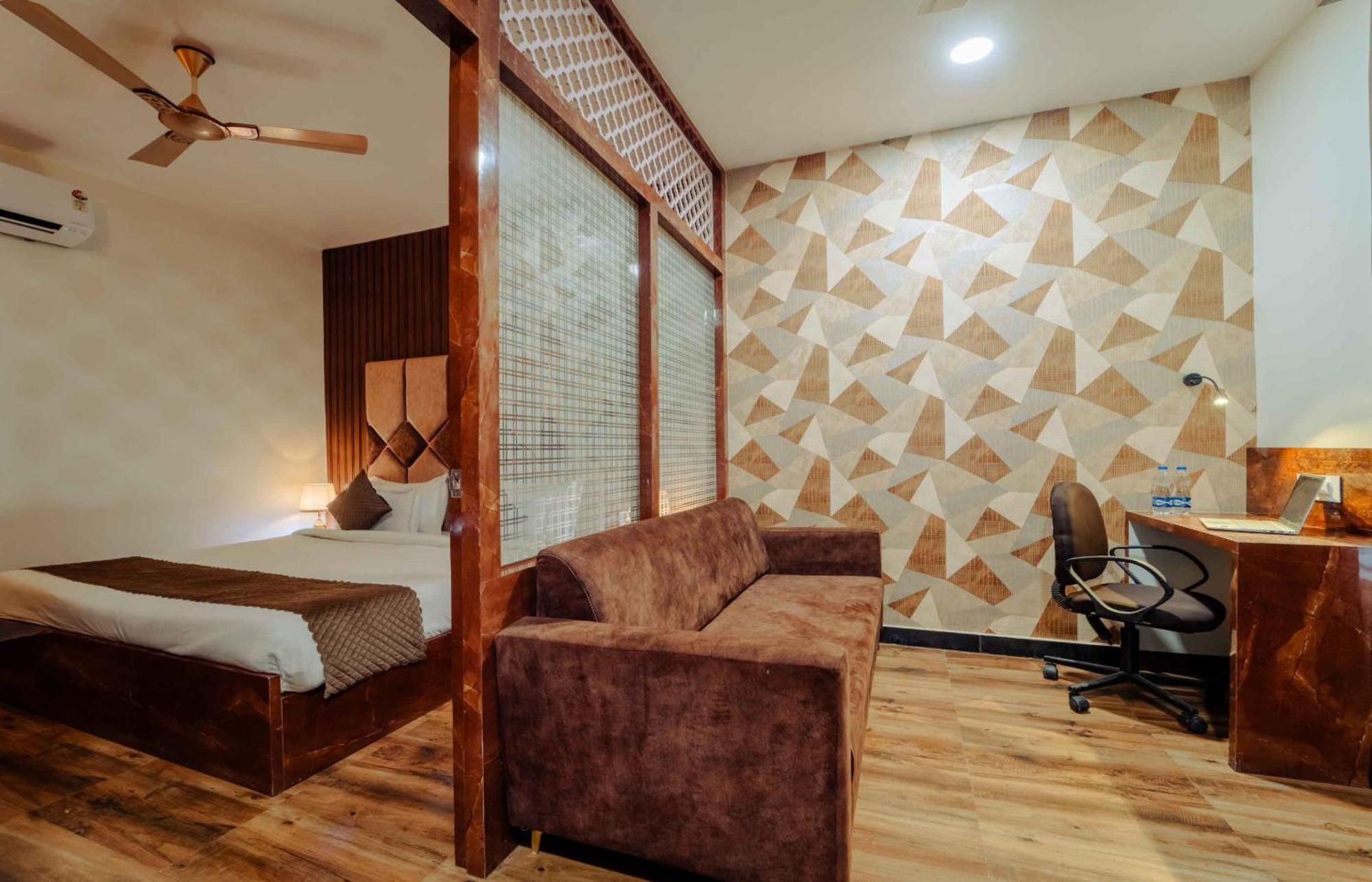 เดอะ รอยัล พาราไดซ์ รีสอร์ต แอนด์ ซอลต์ ยาร์ด Hotel อัจเมอร์ ภายนอก รูปภาพ